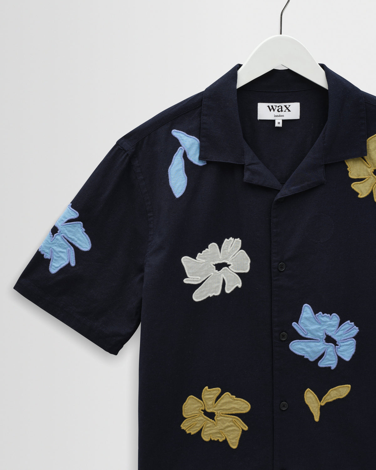 Didcot - Navy And Multicolour Floral Applique Short-Sleeve Shirt