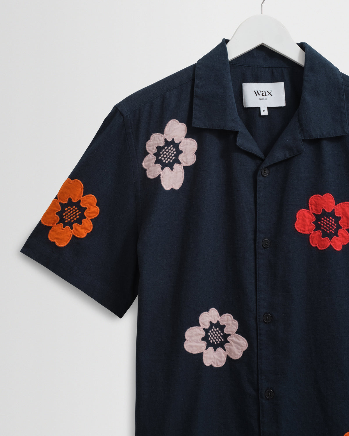 Didcot - Navy Floral Applique Short-Sleeve Shirt