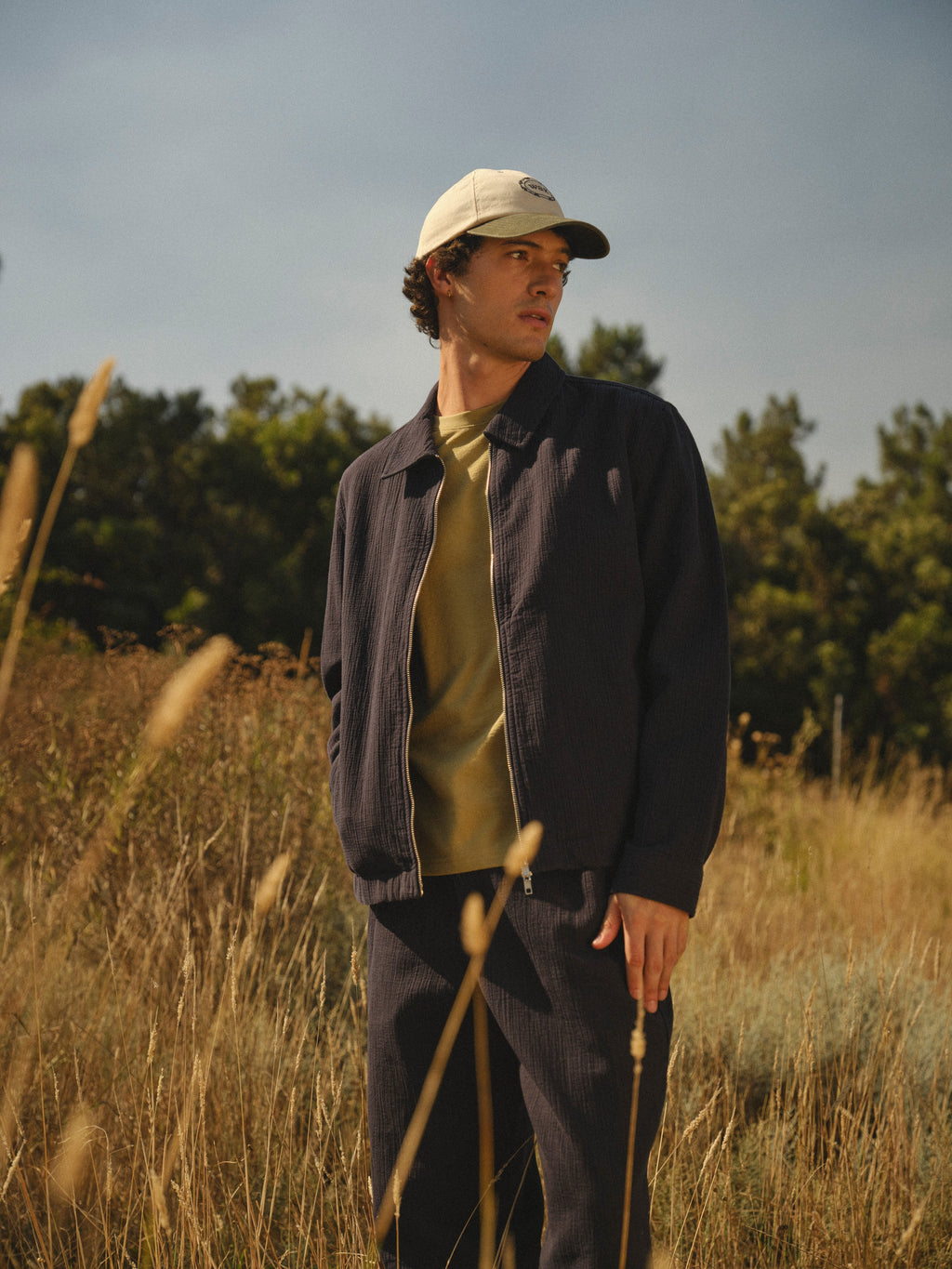 Eldon - Navy Crinkle Cotton-Linen Jacket