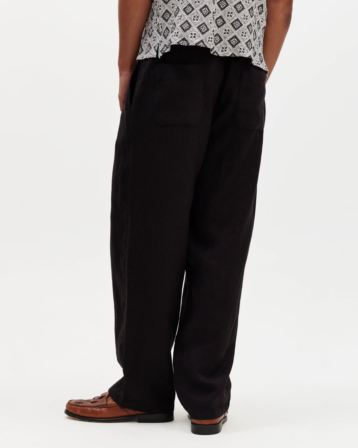 Glencoe - Black Washed Linen Loose Fit Trousers