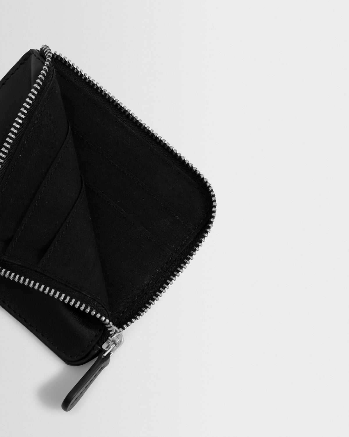 Harford - Black Leather Zip Wallet