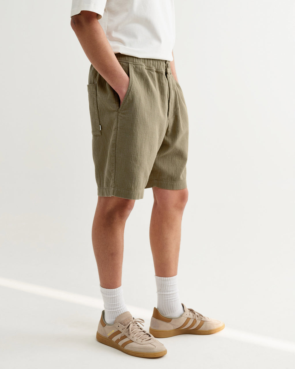 Kurt - Khaki Crinkle Cotton-Linen Shorts