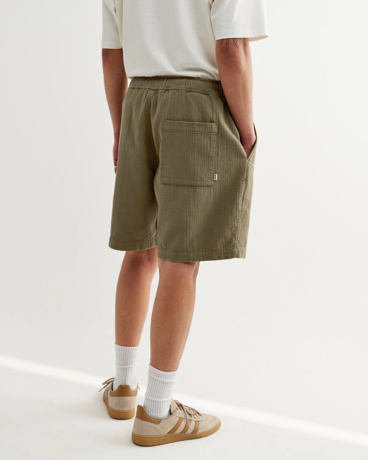 Kurt - Khaki Crinkle Cotton-Linen Shorts
