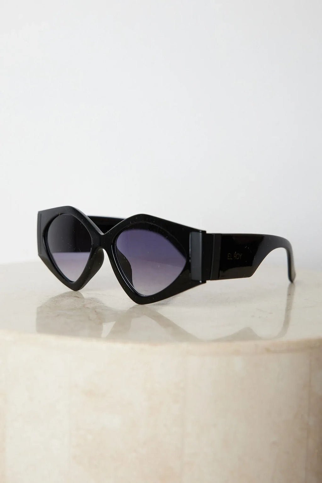 Alyssa Black Sunglasses | Women's Cat Eye Sunglasses