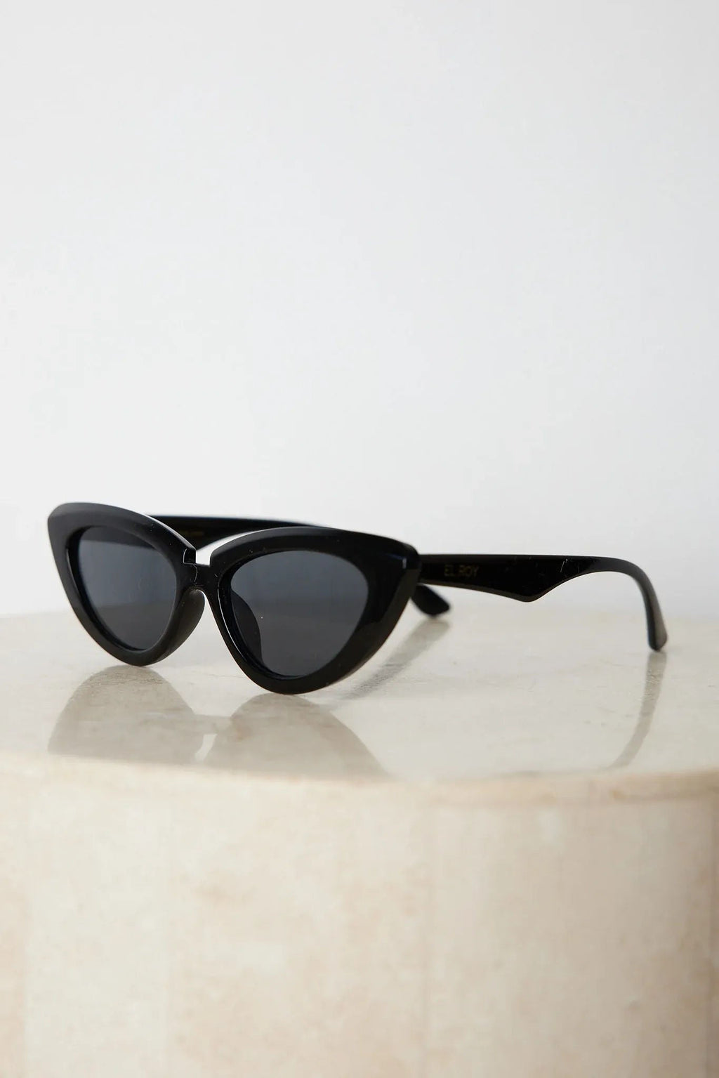Finlay Black Sunglasses | Women's Classic Black Sunglasses