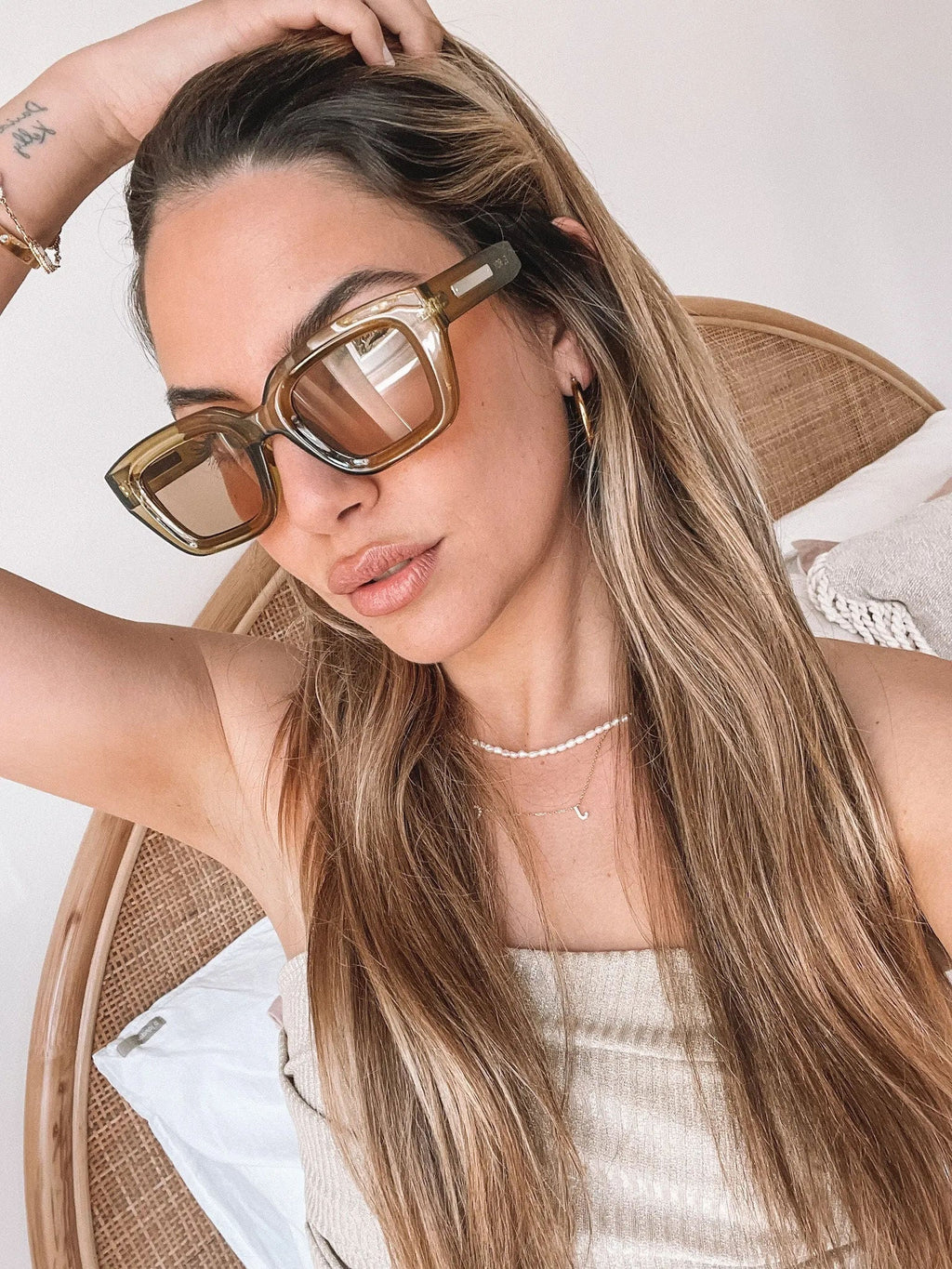Suzie Olive Sunglasses | Women's Coloured Frame Sunglasses