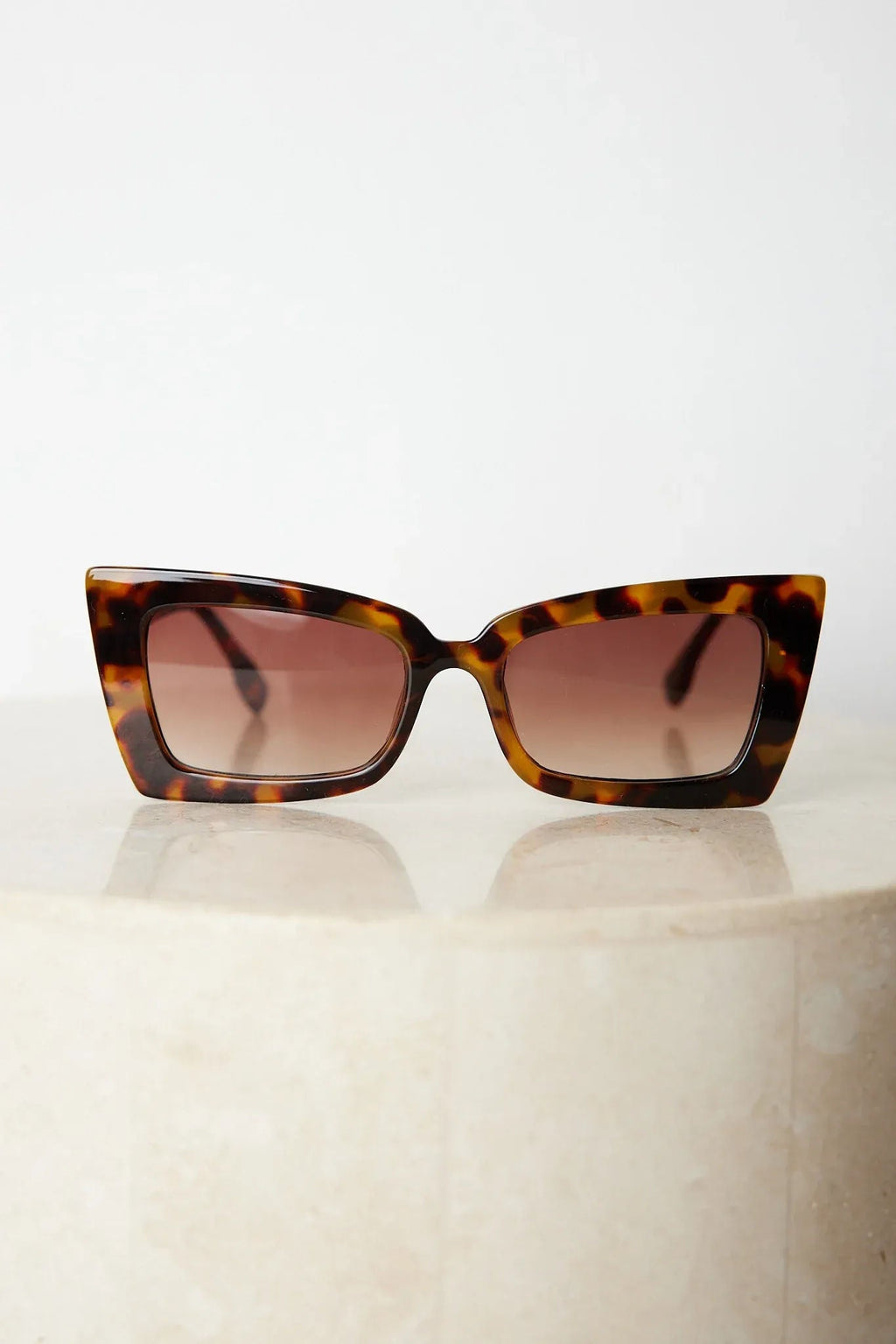 Landon Tortoise Sunglasses | Women's Tortoiseshell Sunglasses