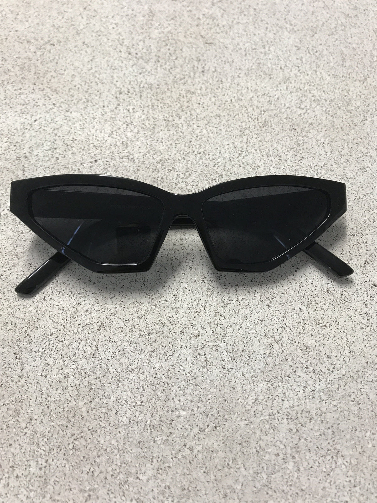 Fraser Black Sunglasses | Women's Classic Black Sunglasses