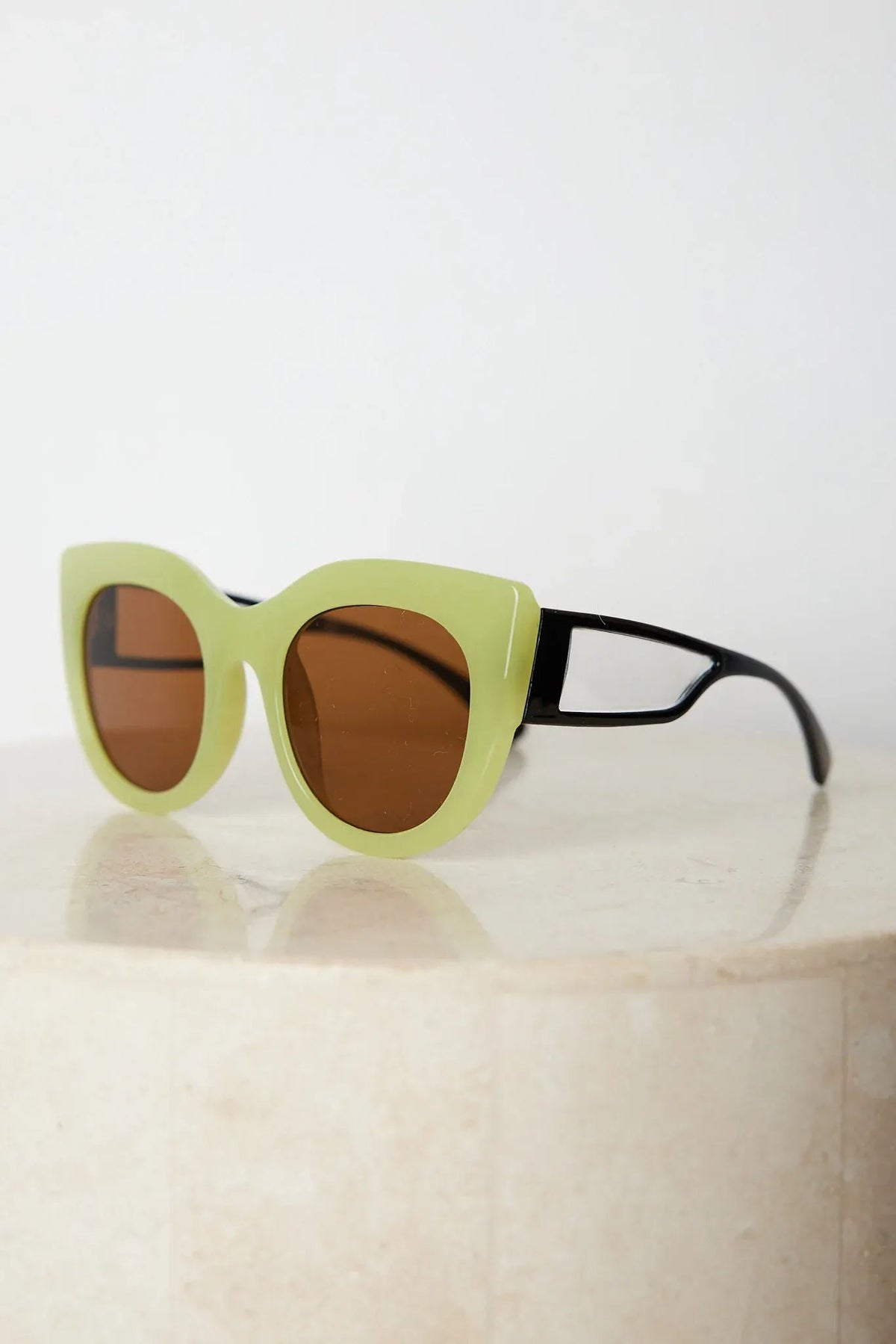 Vaughan Green Sunglasses | Women's Oversized Sunglasses