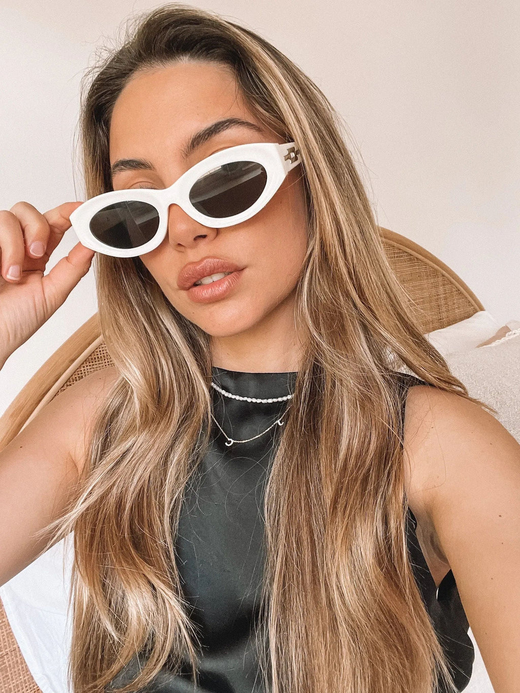 Arlo Beige Sunglasses | Women's Oversized Sunglasses