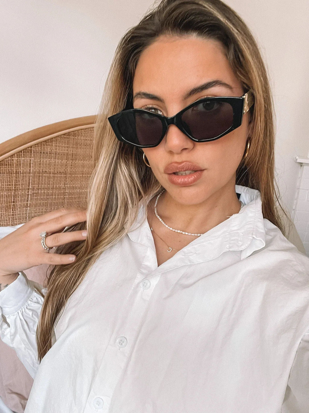 Iris Black Sunglasses | Women's Classic Black Sunglasses