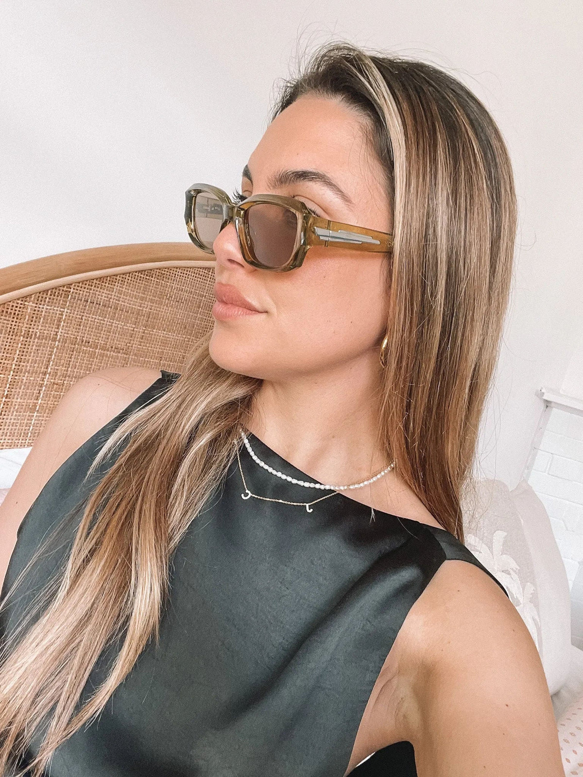 Annabelle Olive Sunglasses | Women's Rectangular Sunglasses