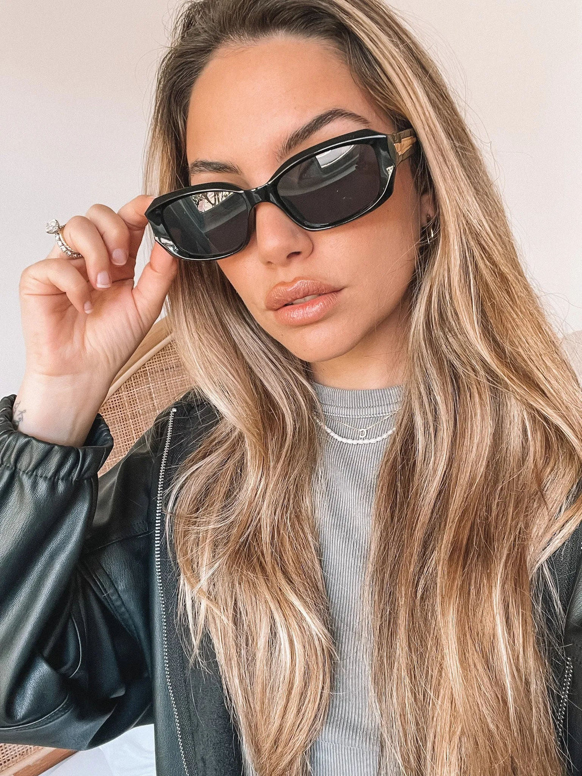 Amelia Black Sunglasses | Women's Rectangular Sunglasses