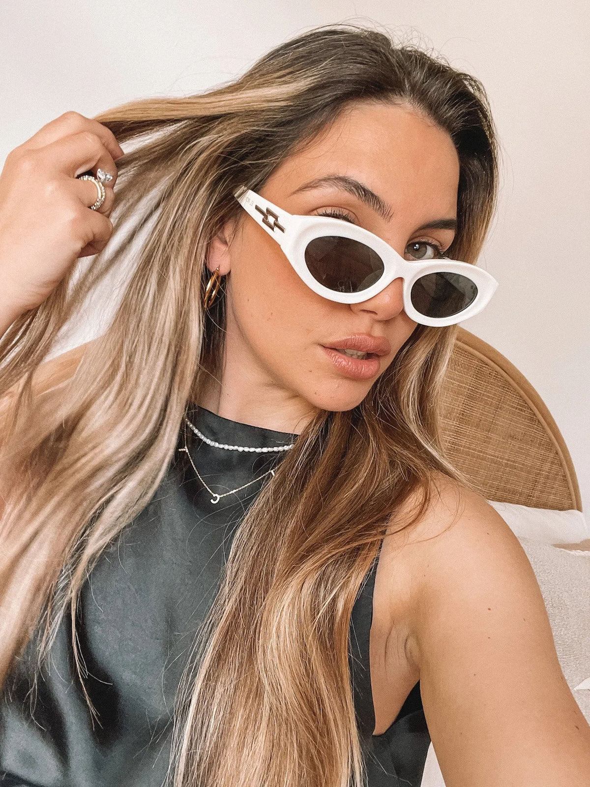 Arlo Beige Sunglasses | Women's Oversized Sunglasses