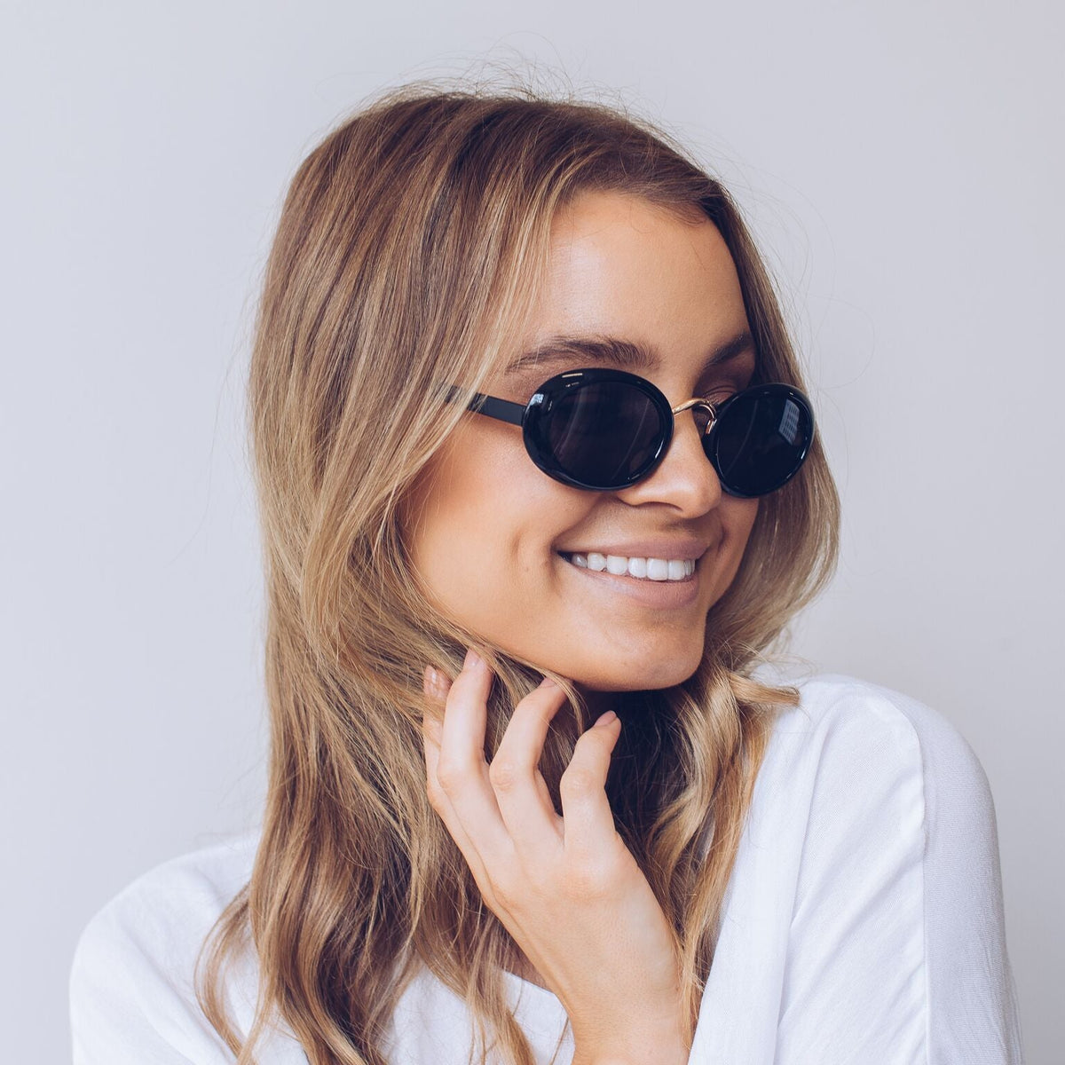 Delray Black Sunglasses | Women's Gold Frame Sunglasses