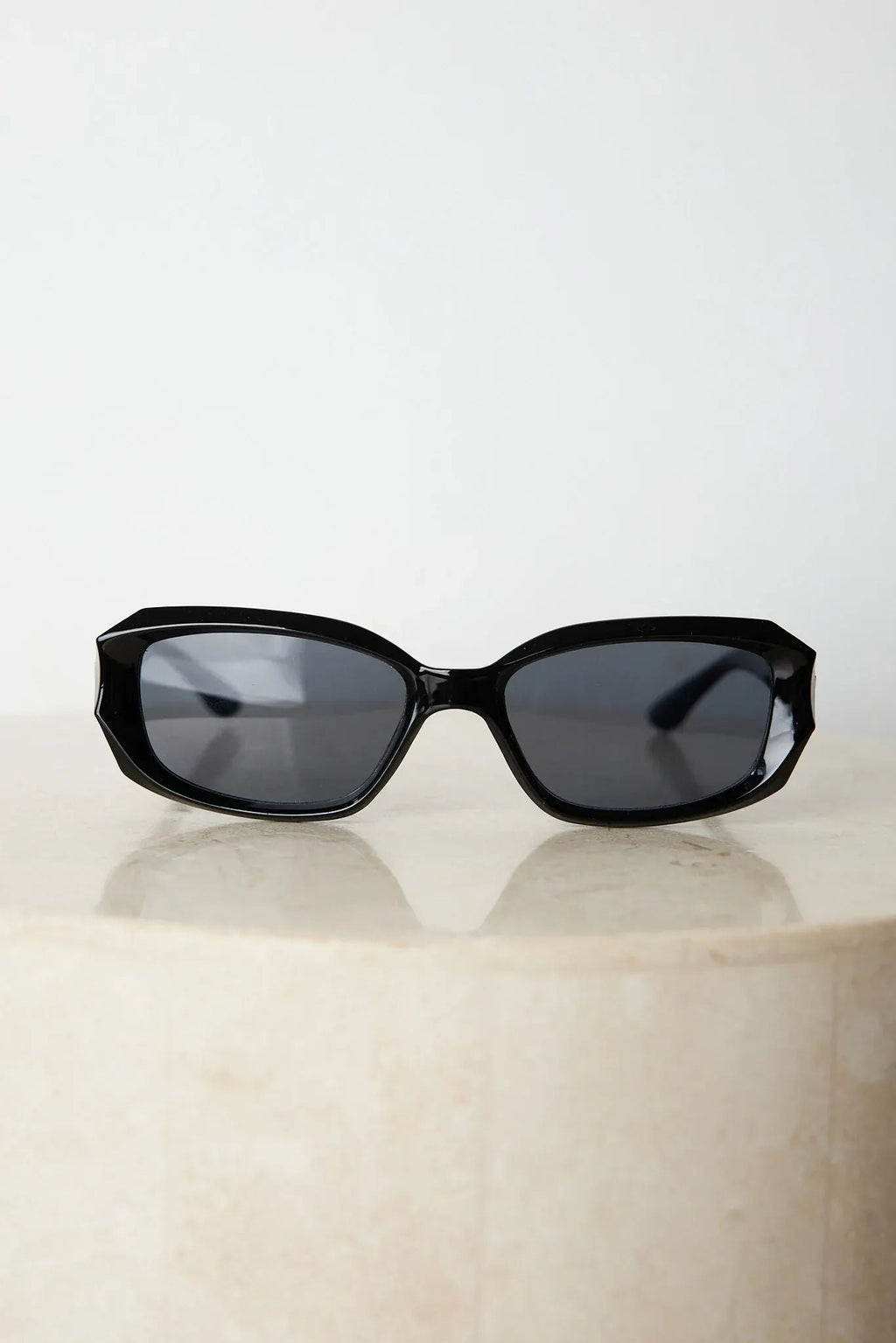 Amelia Black Sunglasses | Women's Rectangular Sunglasses