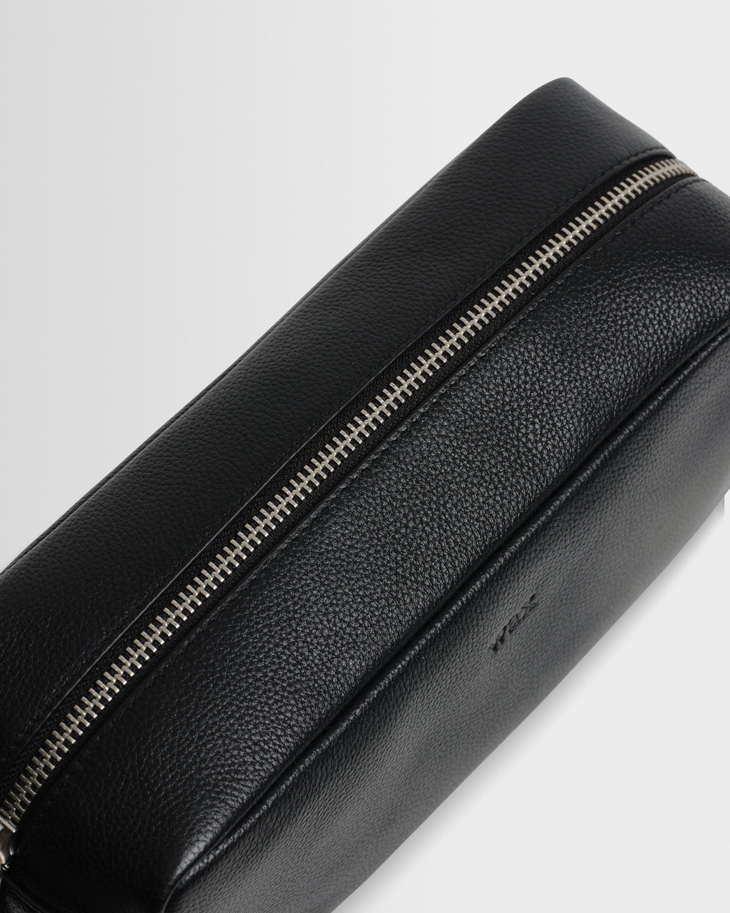 Wells - Black Grain Leather Wash Bag