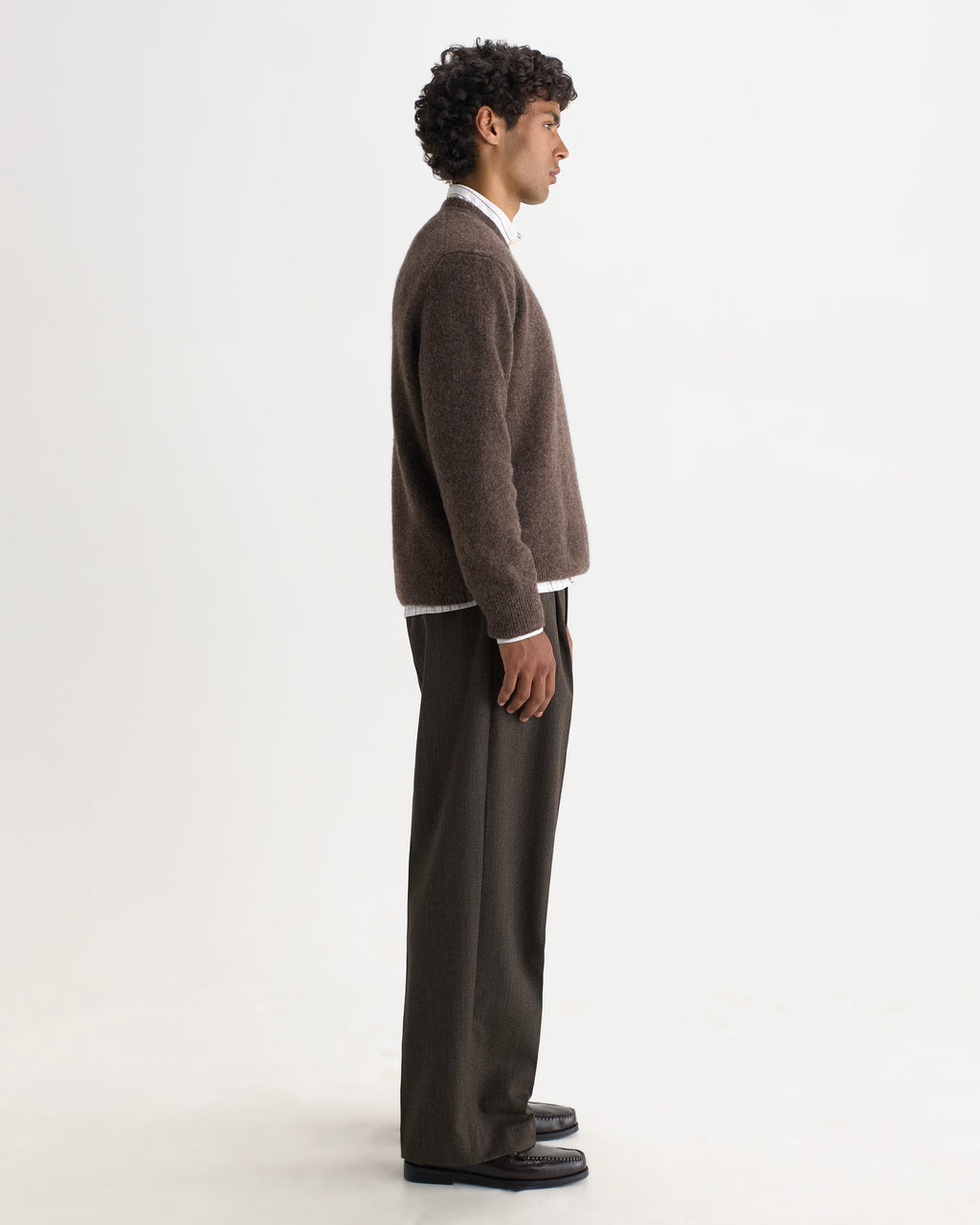 Wilde - Chocolate Brown Fluffy Wool Crewneck