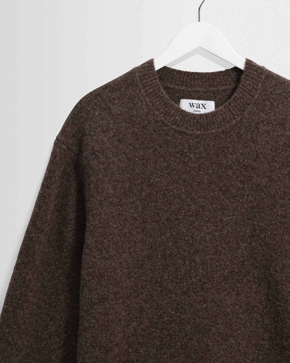 Wilde - Chocolate Brown Fluffy Wool Crewneck