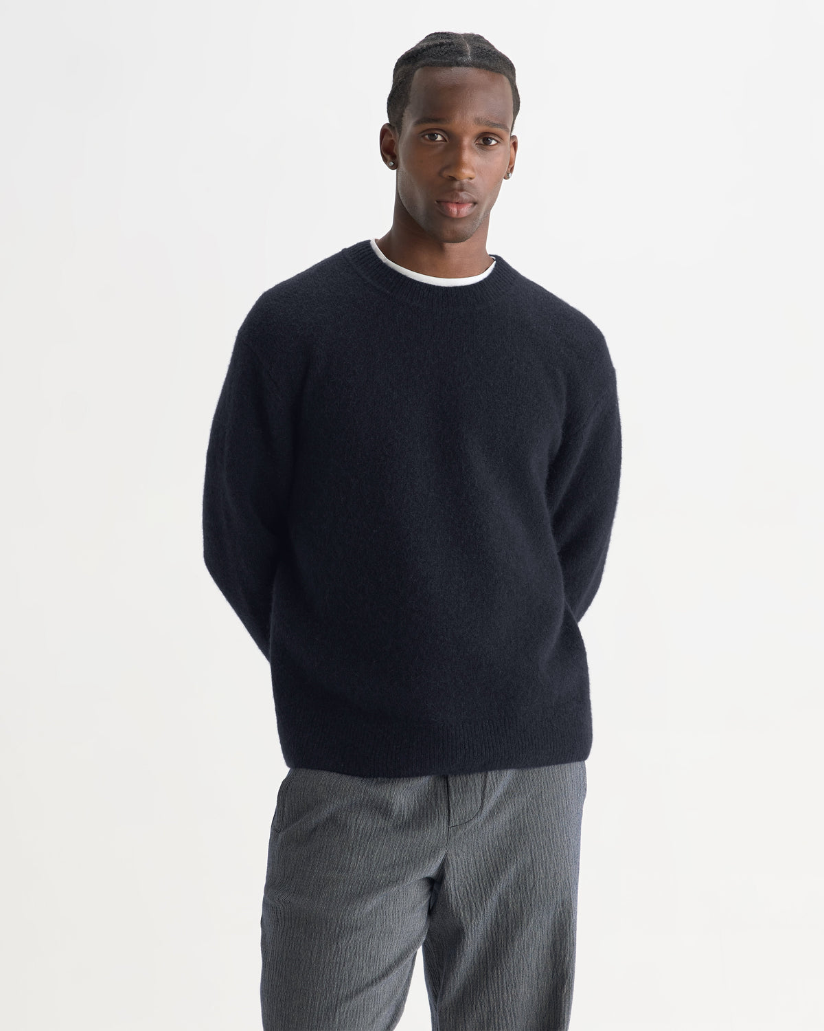 Wilde - Navy Fluffy Wool Crewneck