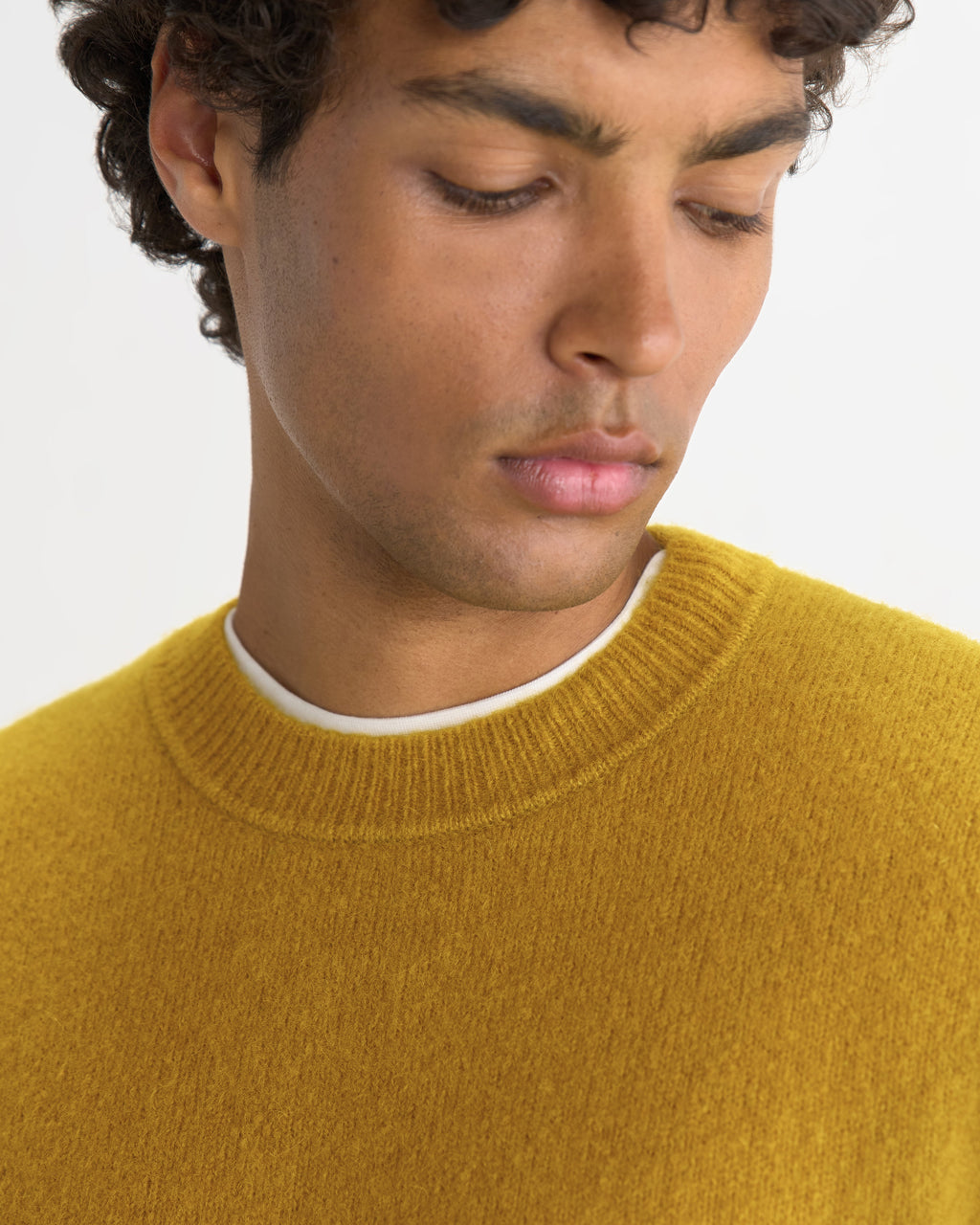 Wilde - Olive Fluffy Wool Crewneck